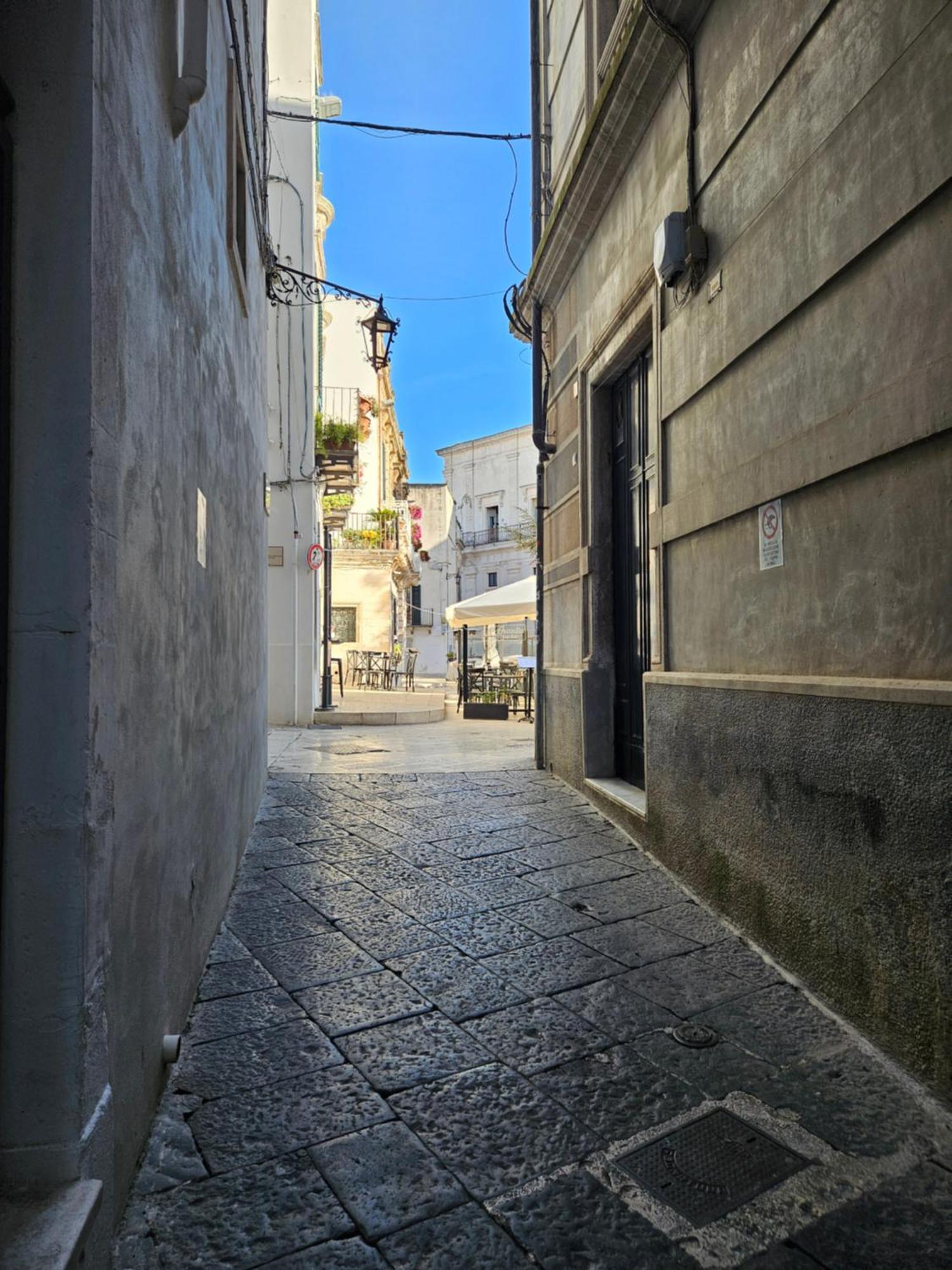 Dimora Piazza Roma Lägenhet Martina Franca Exteriör bild